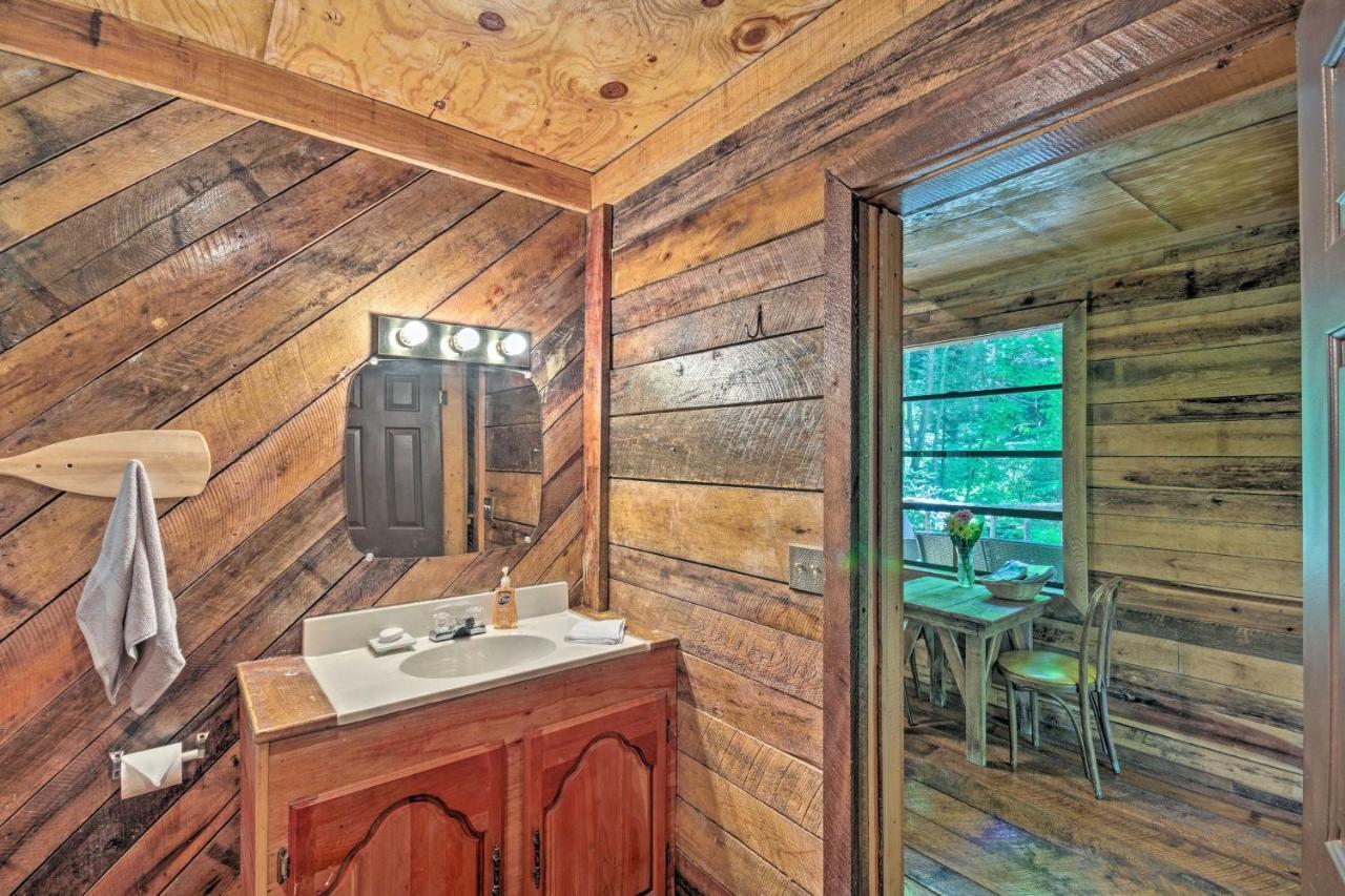 Creekside Cabin With Deck In Pisgah Forest! Barnardsville Eksteriør bilde